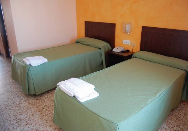 Precio mínimo garantizado para Hotel Balfagon Calanda. Disfrúta con los mejores precios de Teruel